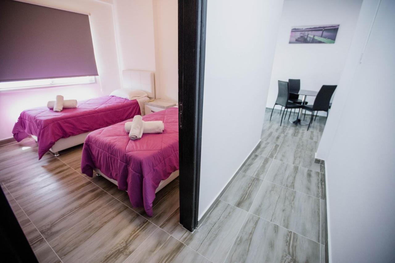 Twins Apartments 카토 피르고스 외부 사진